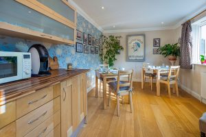 Pretty Maid House breakfast room